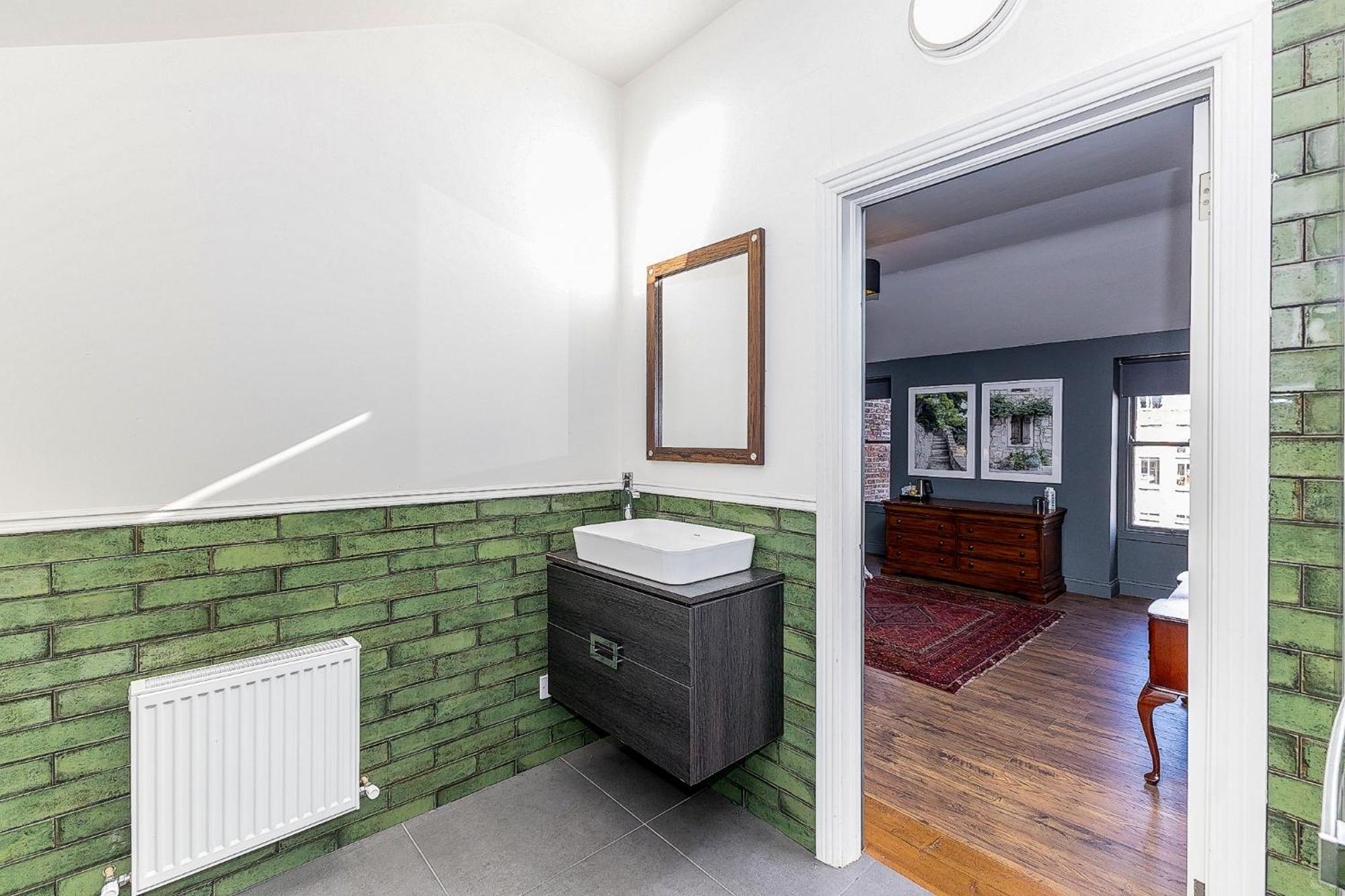 Ulster Apartment, 7 Henrietta Street, Dublin City Centre Экстерьер фото